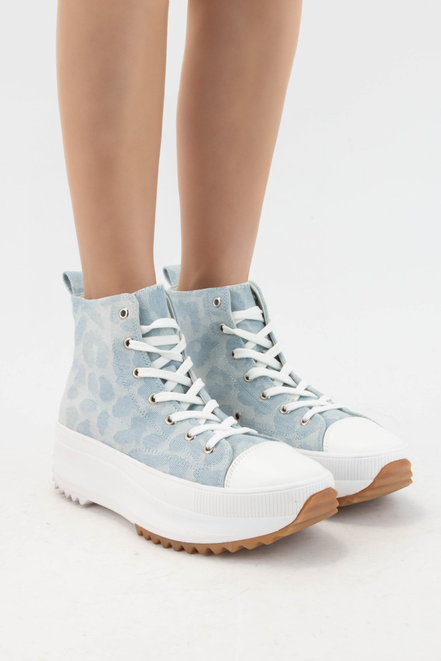 WILLOW PLATFORM SNEAKER