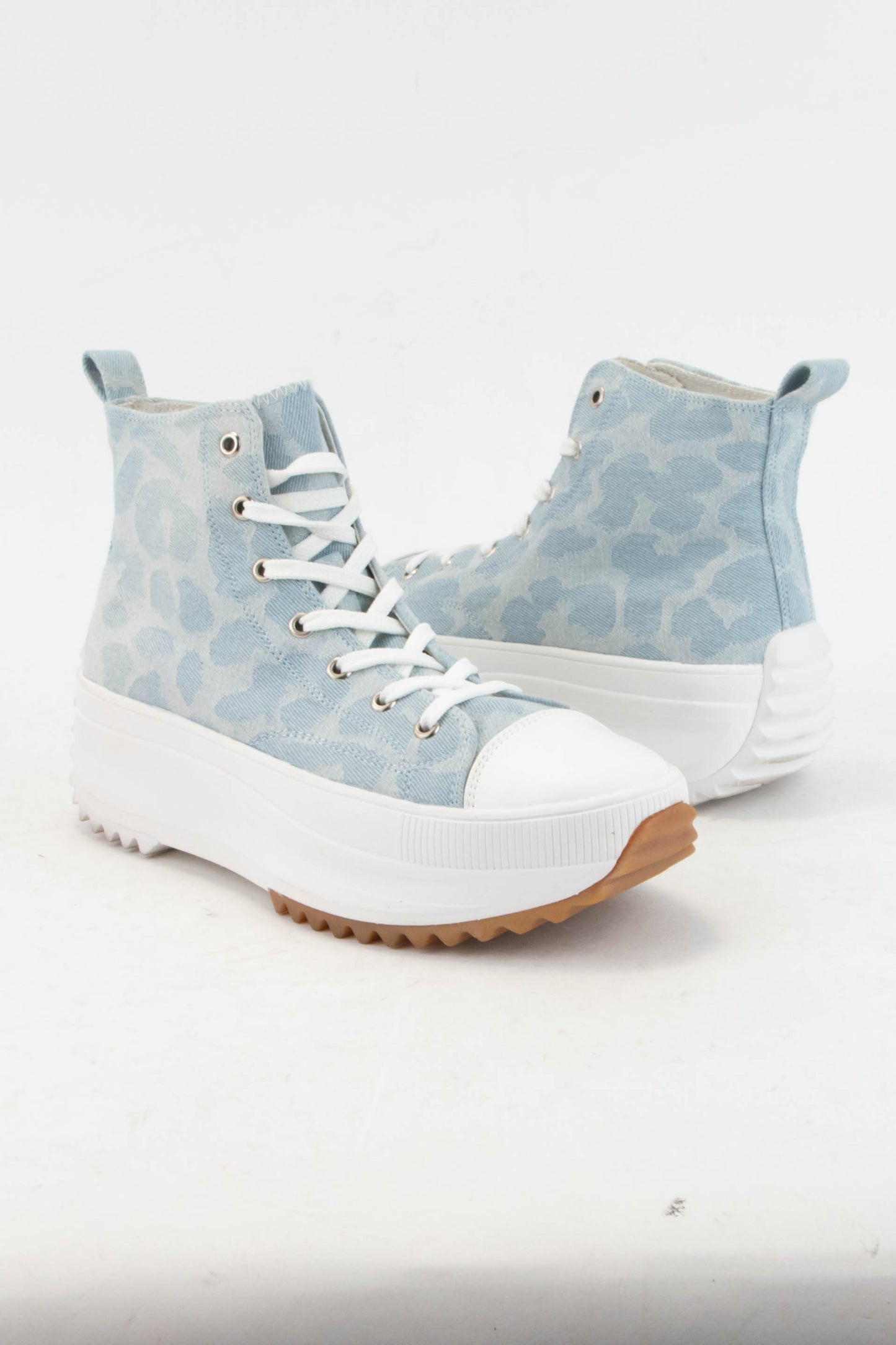 WILLOW PLATFORM SNEAKER