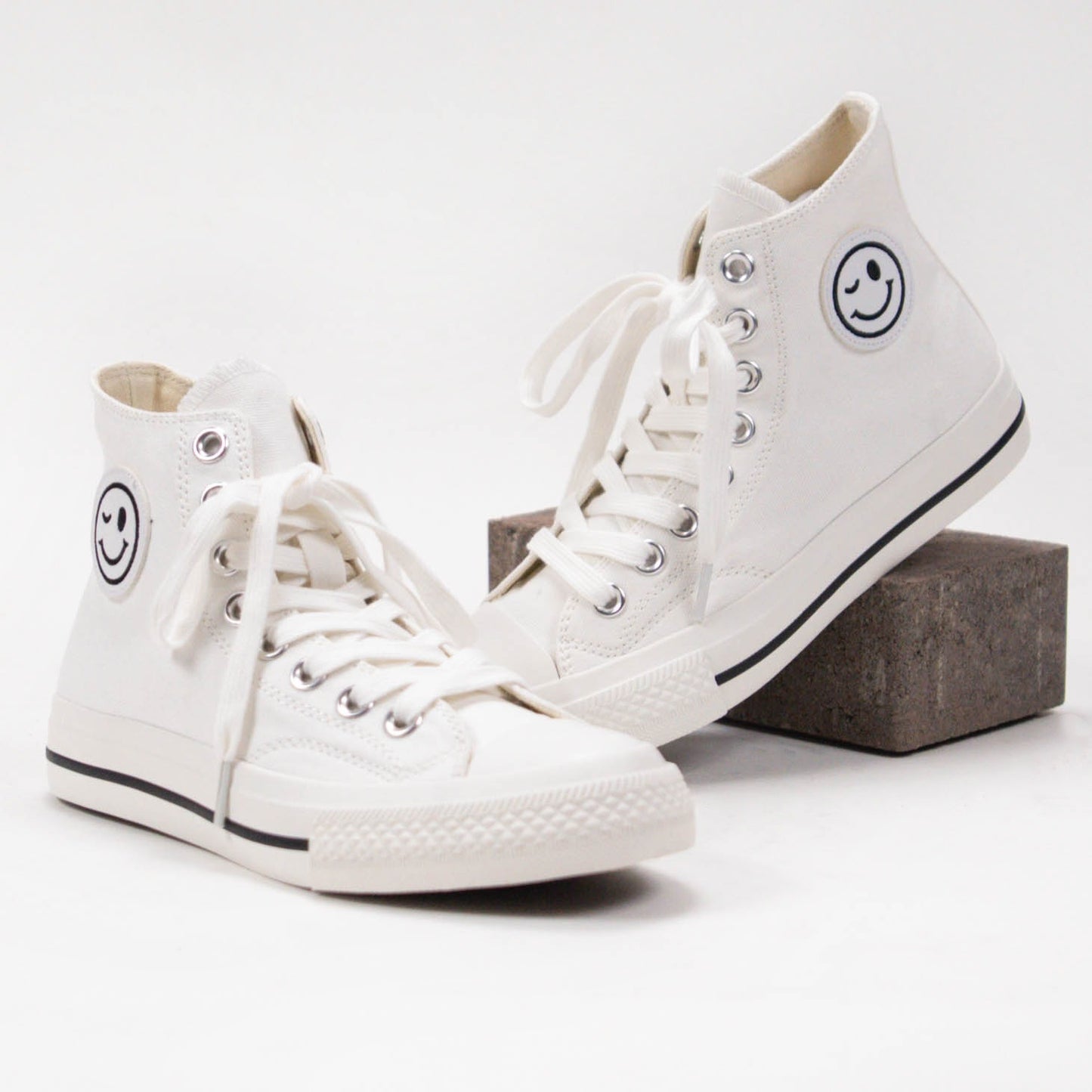 HATTIE HIGH-TOP SNEAKER